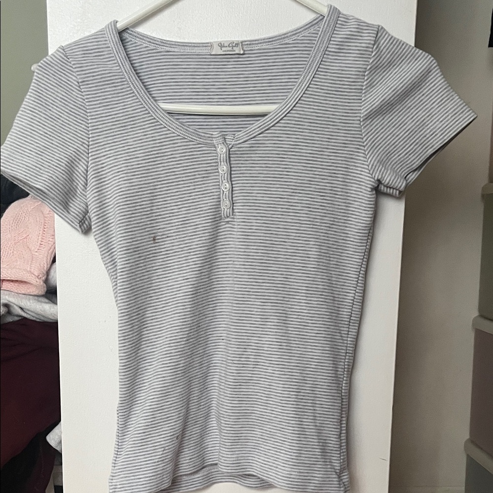 Brandy Melville Gray Striped Short Sleeve Top